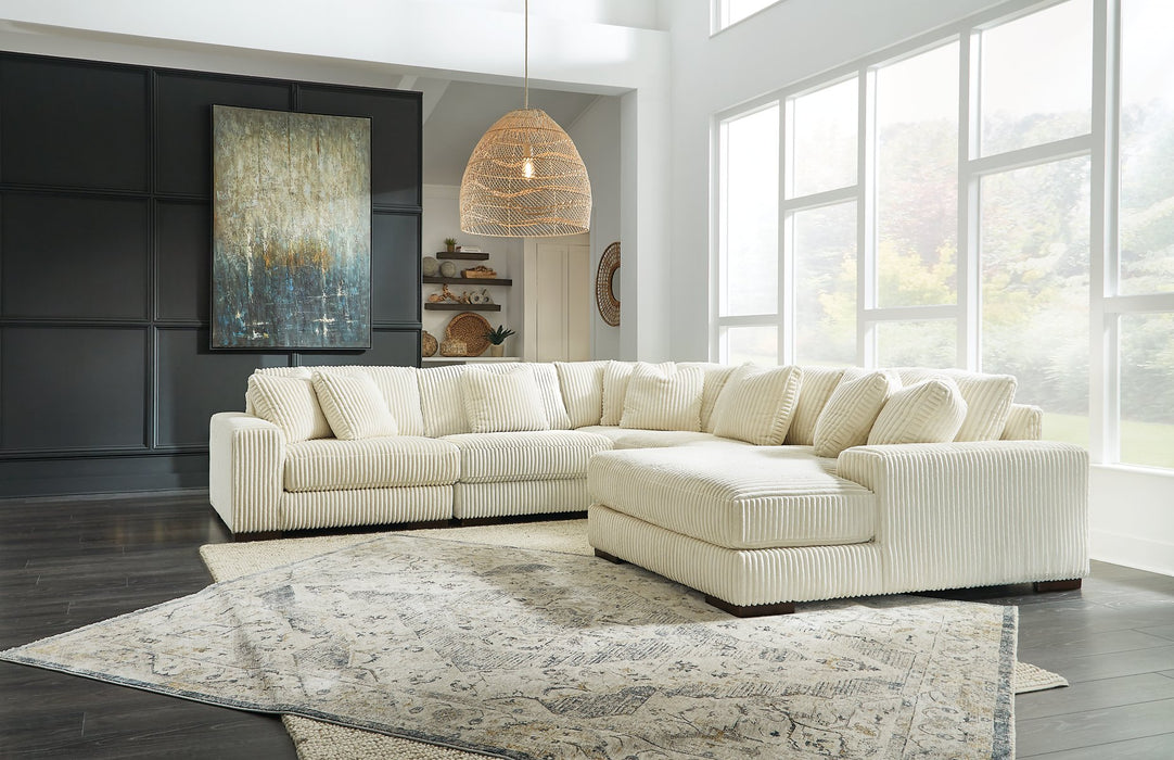 Lindyn Ivory 5-Piece RAF Sectional