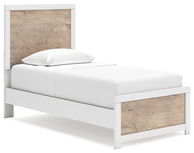 Charbitt Bedroom Set