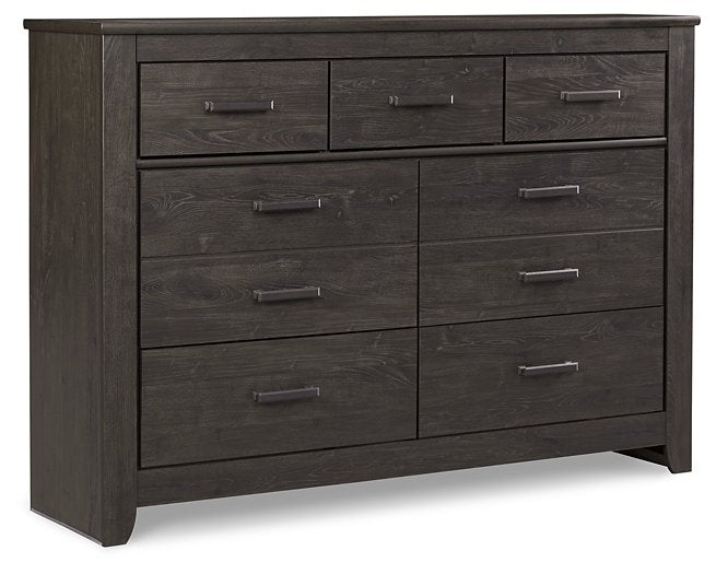 Brinxton Bedroom Set