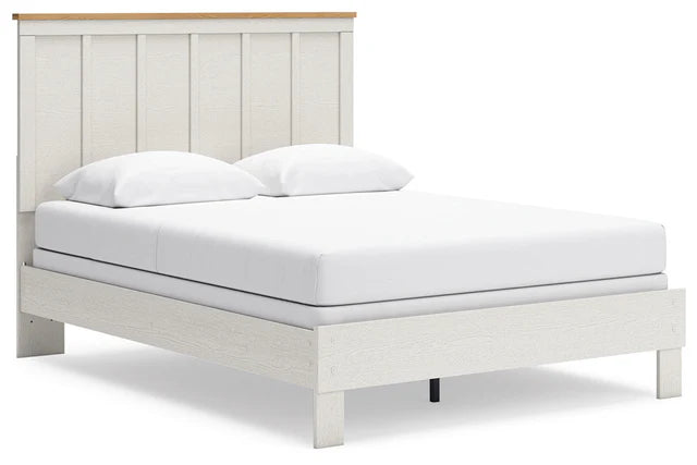 Linnocreek White/Warm Brown Queen Panel Bed