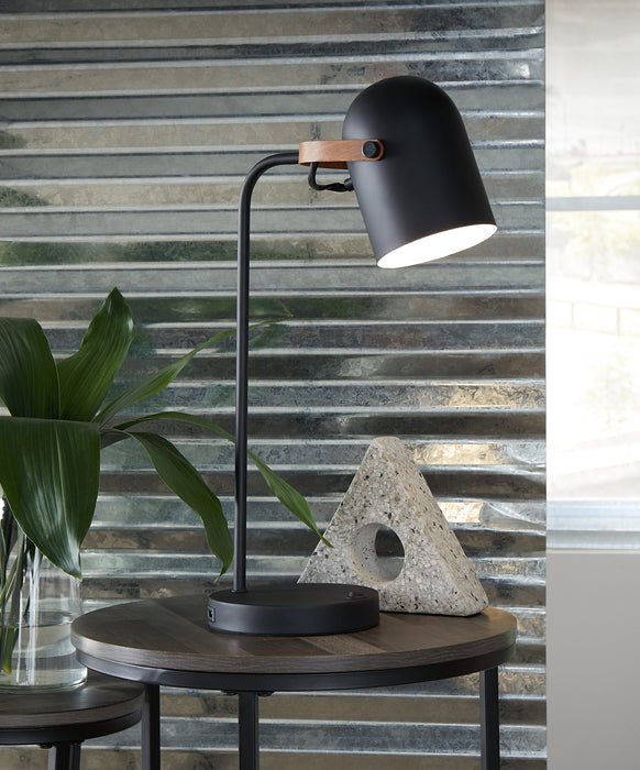 Ridgewick Desk Lamp